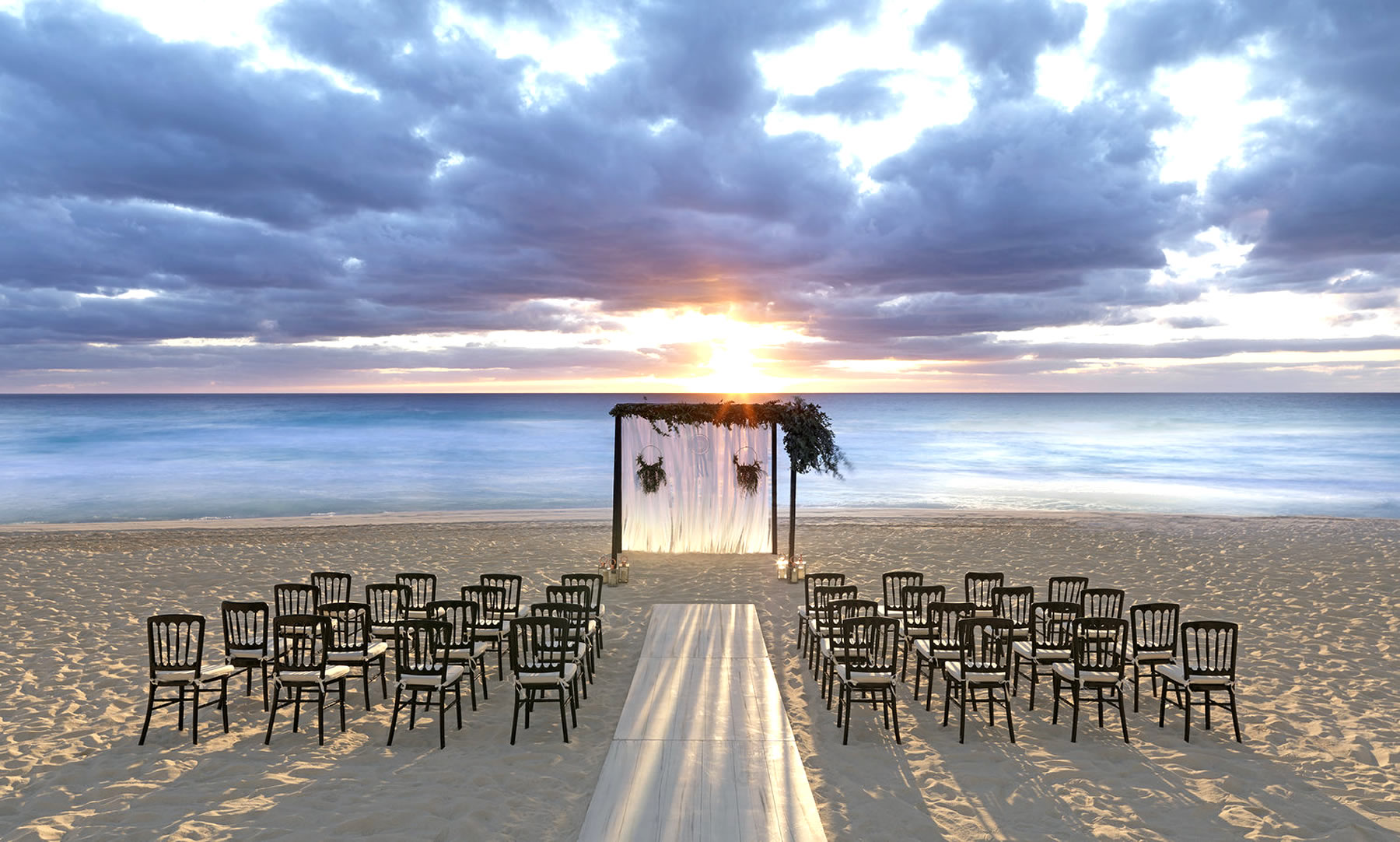 En UNICO 20º87º Hotel Riviera Maya, tu boda será exquisita y elegante