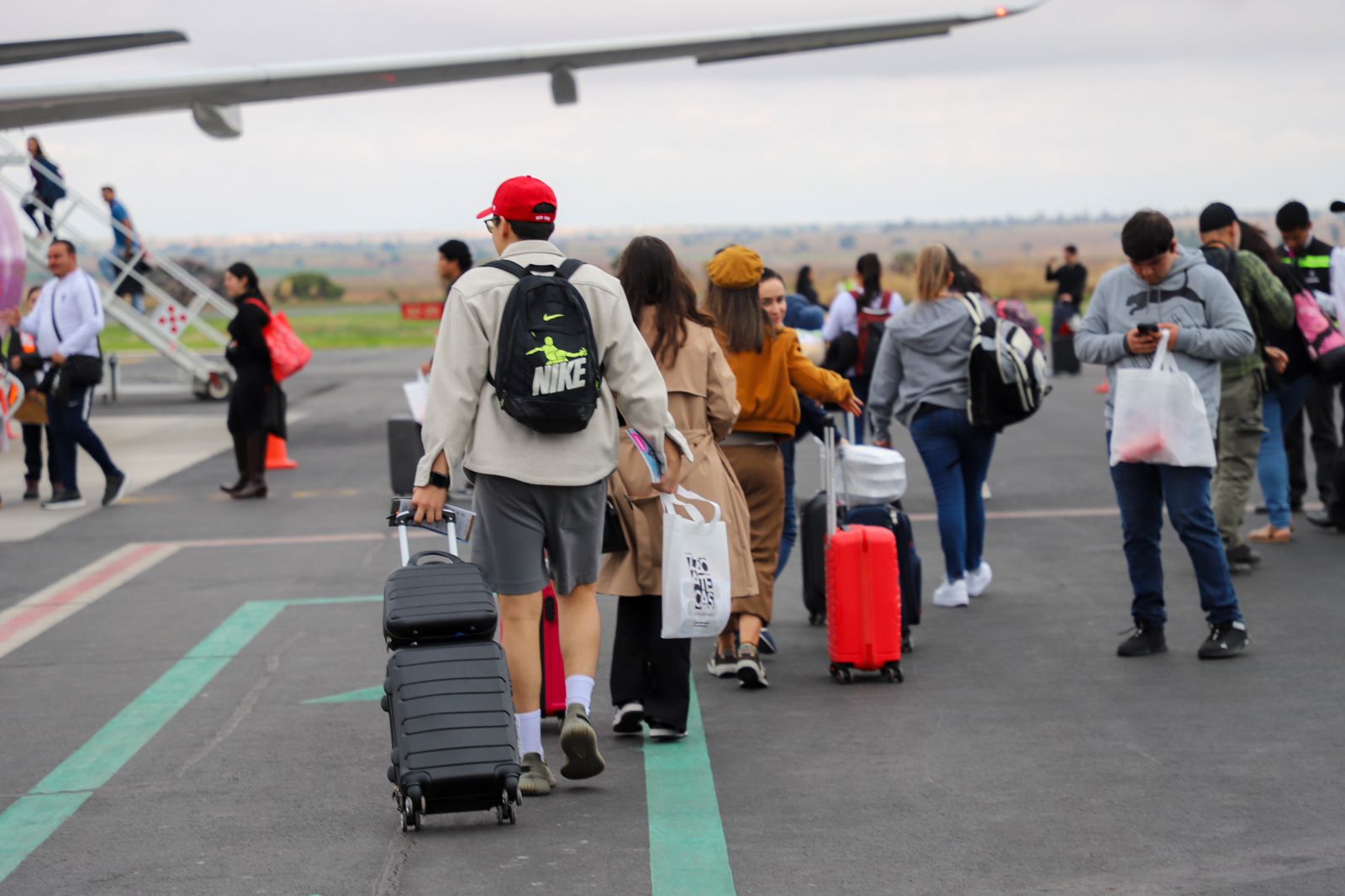 Volaris conecta a Zacatecas y Oakland